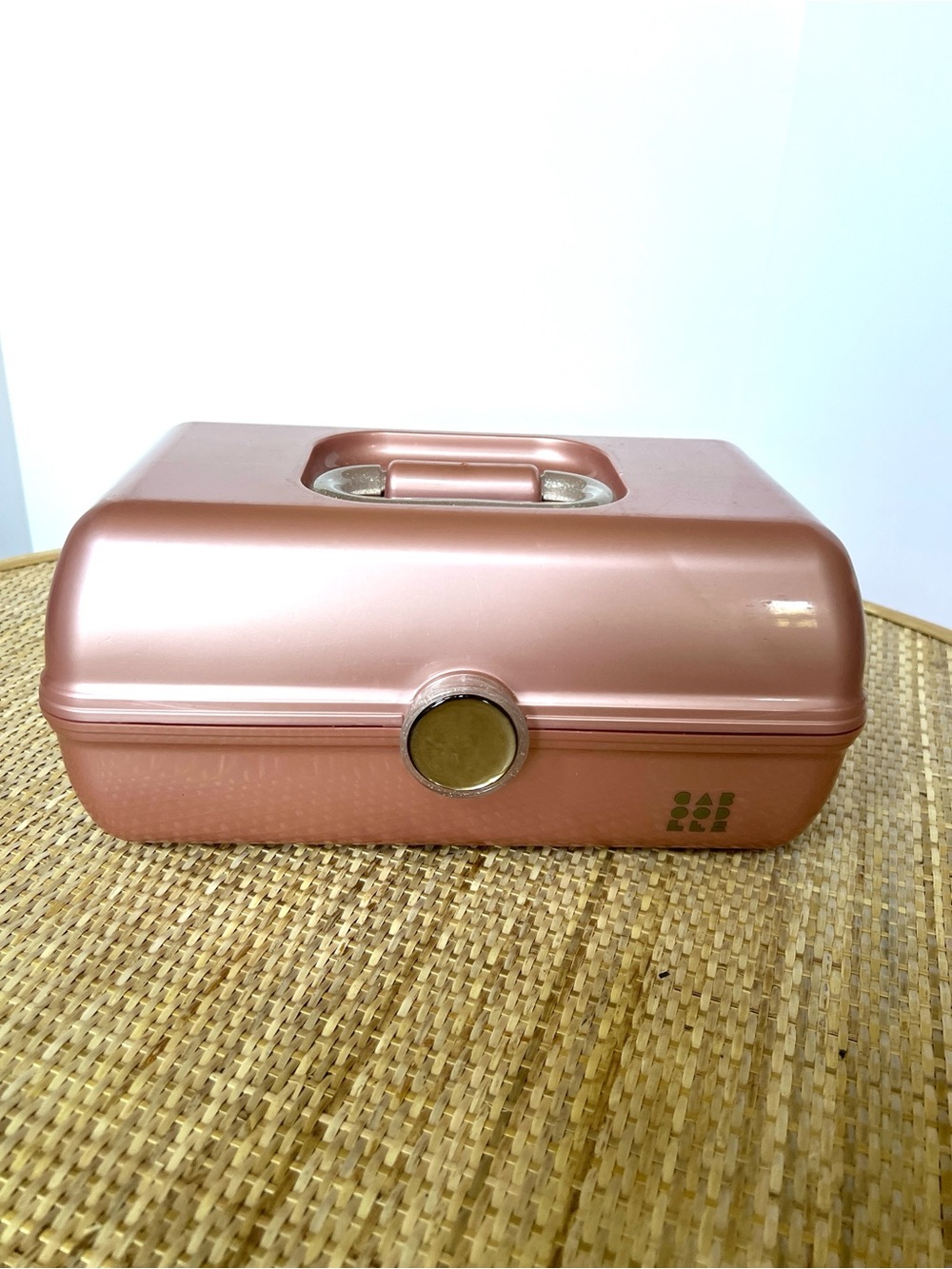 Retro 80s Caboodles On-The-Go Girl cosmetic makeup case rose gold box mirror